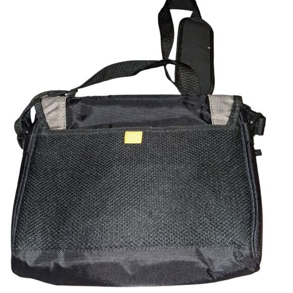 ‎🤩 Targus black bag🤩 2 for $20 - Picture 2 of 5